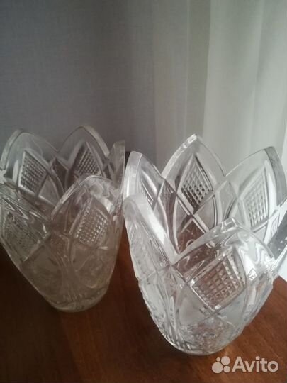 Хрустальная ваза