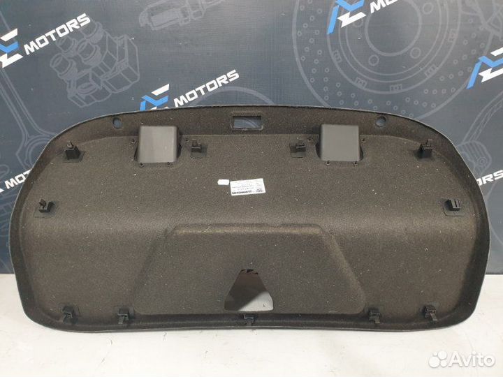 Обшивка крышки багажника Audi A6 C6 BDW 2004