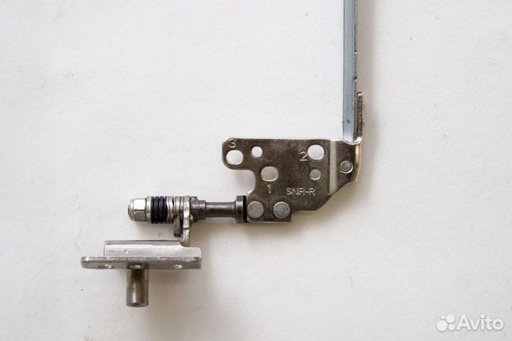 Петля матрицы 34.4HH02.301 правая для Dell Inspiro