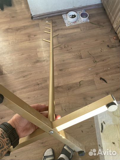 Вешалка напольная