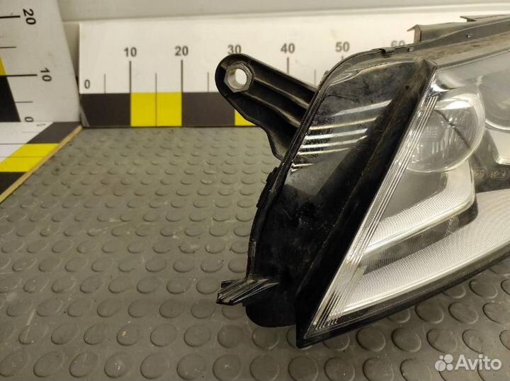 Фара левая Volkswagen Passat CC