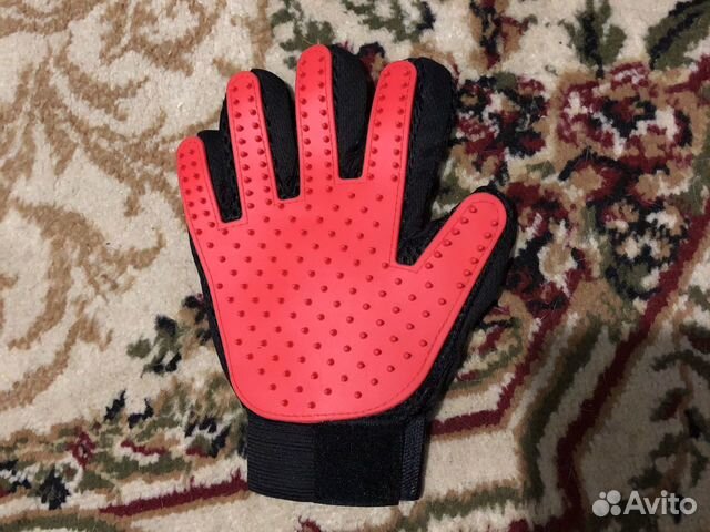 Перчатки для вычесывания животных