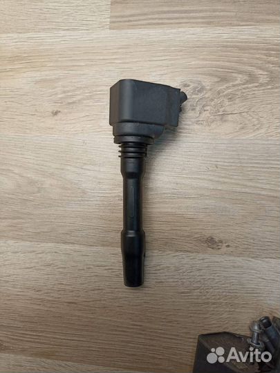 Катушка зажигания BMW X3 G01 2018 8643360