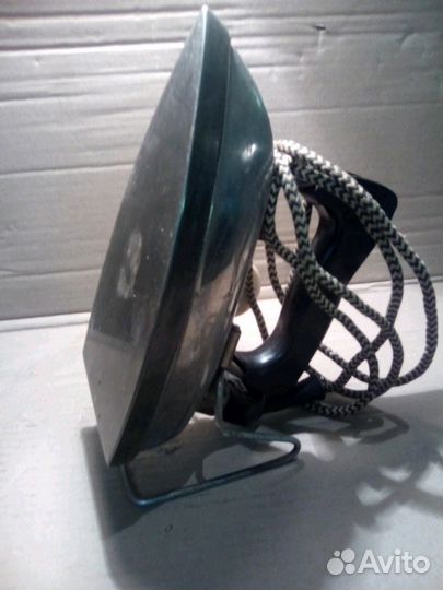 Утюг старинный 1949 год