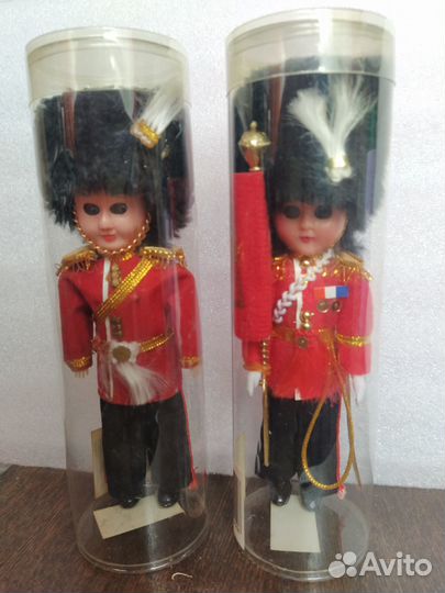 Коллекционные куклы. Английские гвардейцы