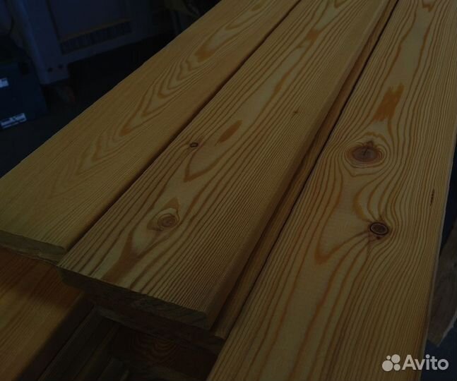 Материалы строительные: доски лиственницы для проектов