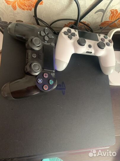 Sony PS4 slim 1tb