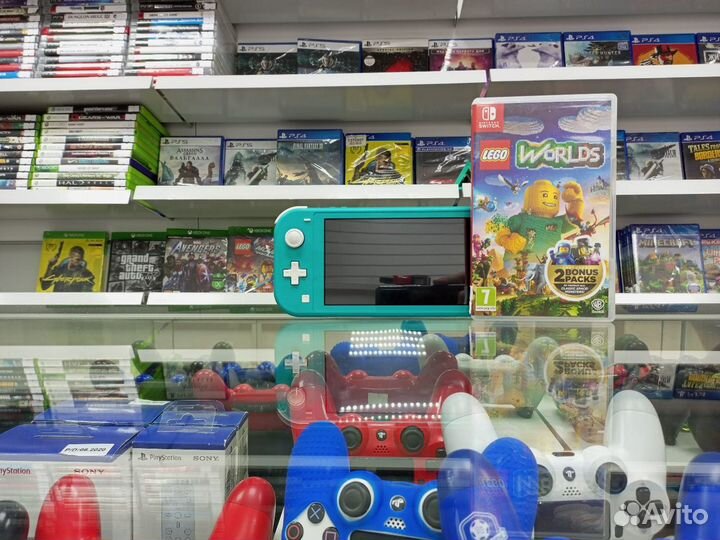 Nintendo Switch Lite + lego Worlds