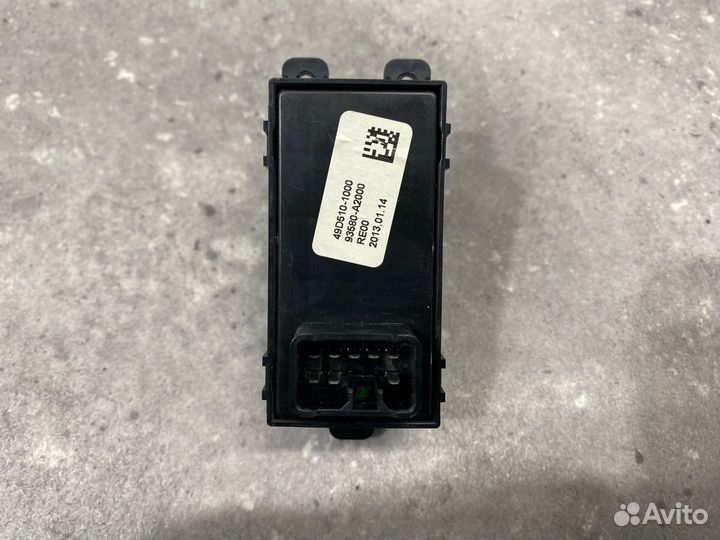 Кнопка стеклоподъемника двери Kia Ceed 2 JD 2013