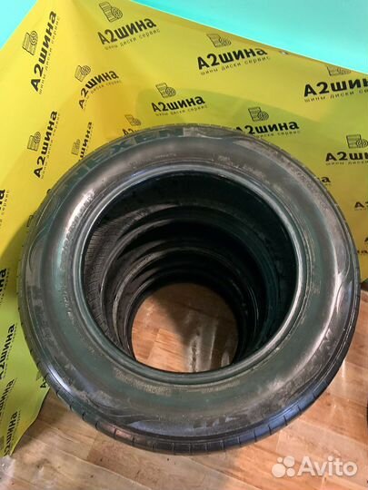 Nexen N'Fera SU1 215/60 R16