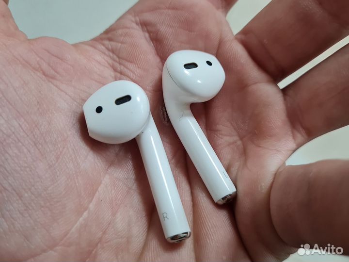 Airpods 1