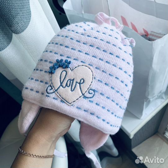 Шапочка на девочку до года