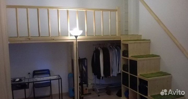 Антресольный этаж, ярус