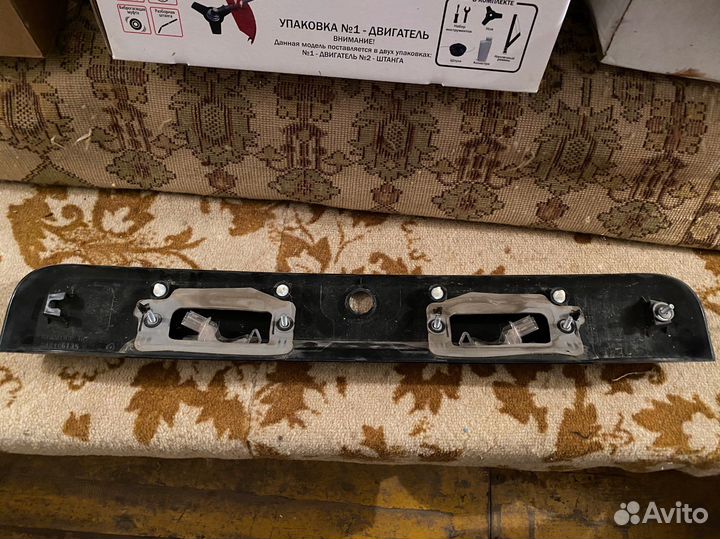 Накладка крышки багажника renault duster