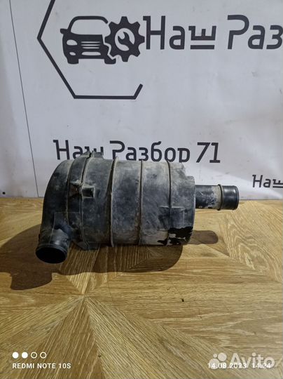 Корпус воздушного фильтра Renault Megane