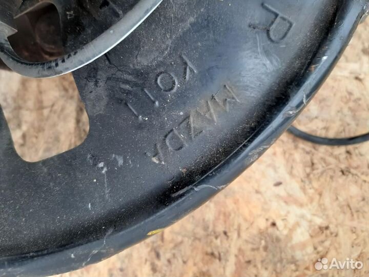 Кулак передний правый Mazda CX-5 KE 2013