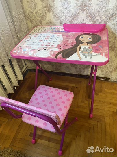 Детский стол и стул