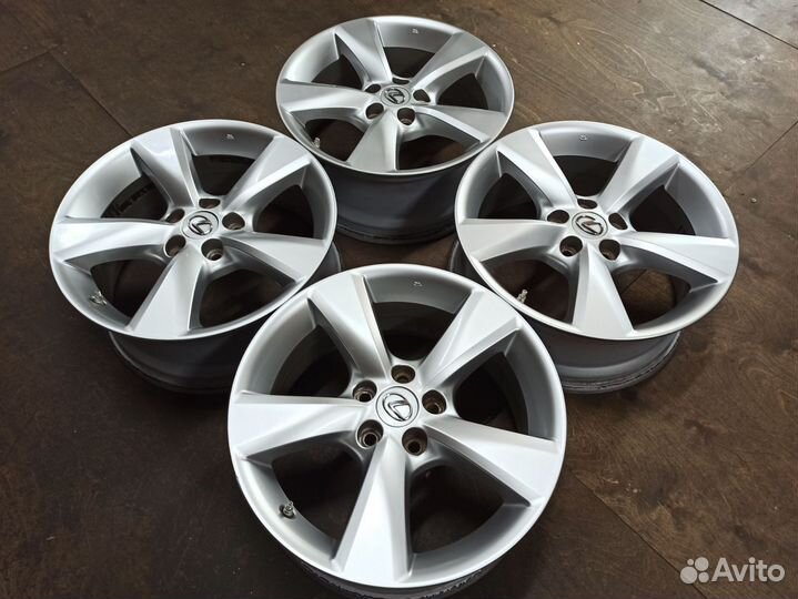 Диски 18 5х114,3 ET35 оригинал Тойота из Японии
