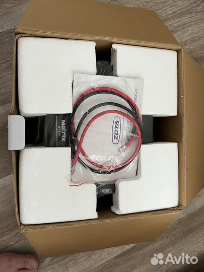 Источник бесперебойного питания zota