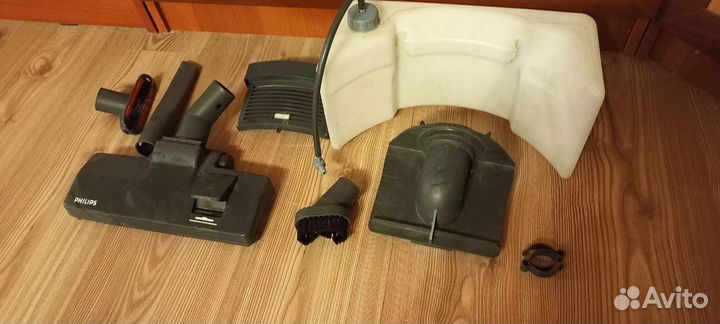 Моющий пылесос philips