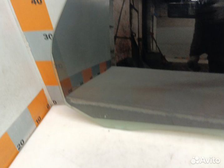 Стекло двери задней правой Ford Focus 2 2.0 2006