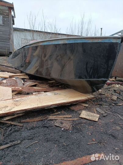 Лодка из пнд