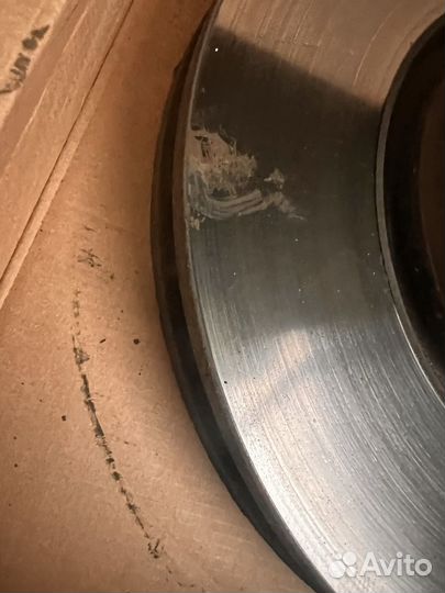 Диск тормозной передний левый правый LR