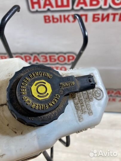 Главный тормозной цилиндр Bmw 1 хэтчбек 2008