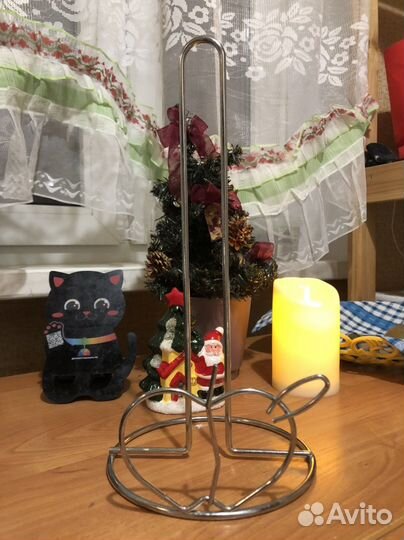 Держатель для бумажных полотенец