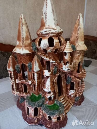 Грот замок в аквариум