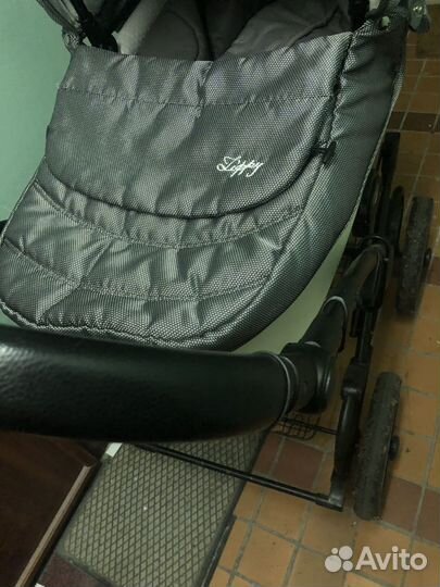 Коляска zippy