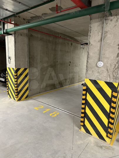 Машиноместо, 14 м²