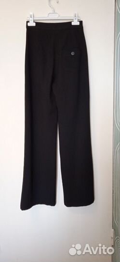 Брюки женские Bershka чёрные 42 размер