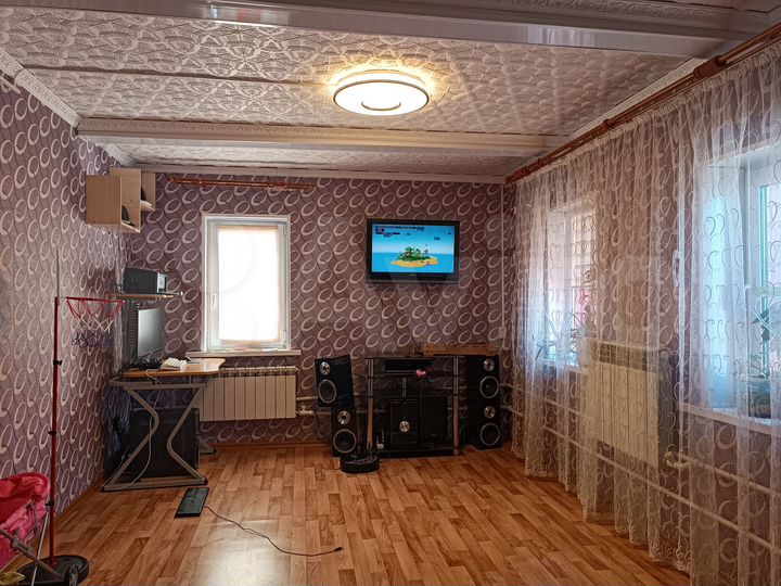 Дом 66 м² на участке 3 сот.