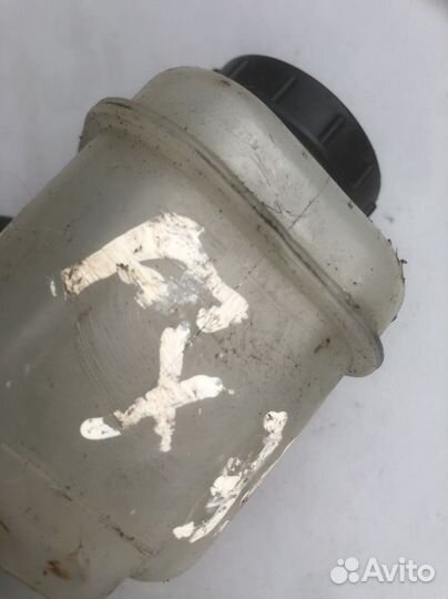 Тормозной бачок Infinity FX 35 / S50