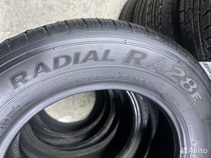 Hankook Radial RA28 205/65 R16C 107T