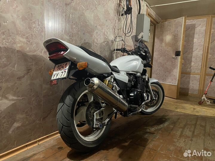 Yamaha xjr