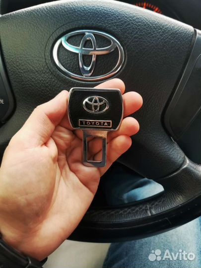 Заглушка на ремень безопасности