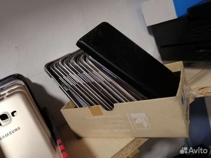 J3 2016 Samsung на запчасти(Склад)