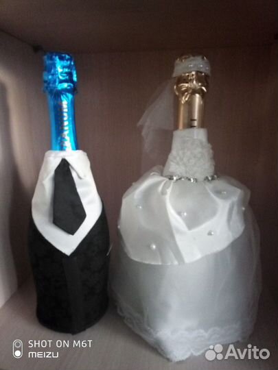 Свадебные аксессуары, одежда на шампанское