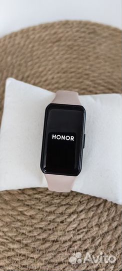 Huawei band 6 и honor band 6