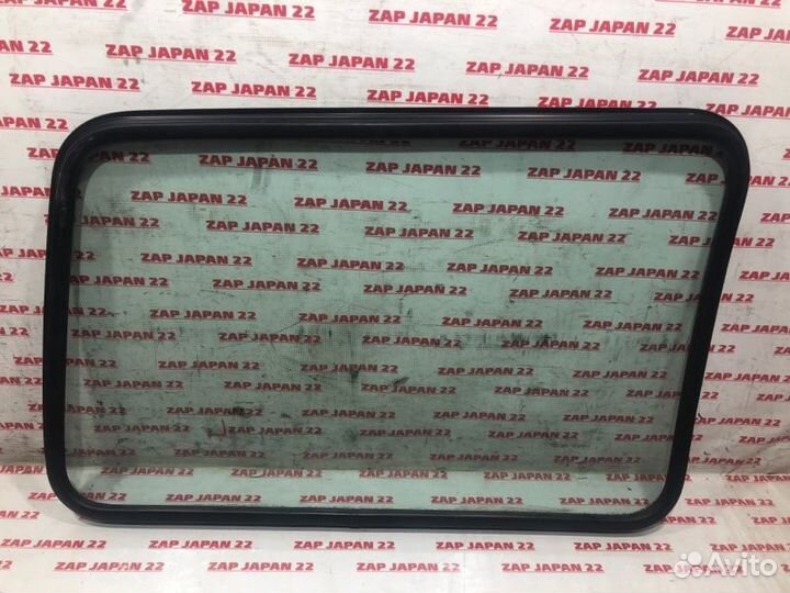 Стекло собачника левое Toyota Lite Ace Van CR41 2C