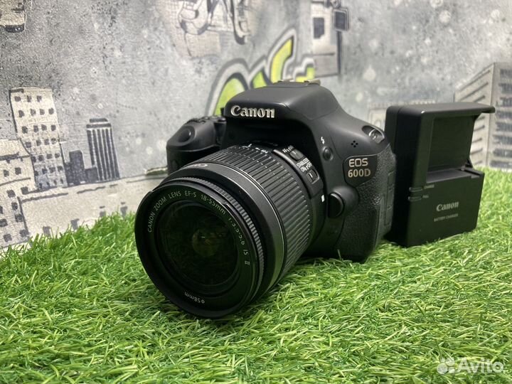 Canon 600D Kit 18-55mm 3.5-5.6 IS II 8.700 кадров