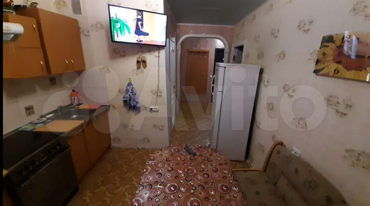 2-к. квартира, 49 м², 1/9 эт.