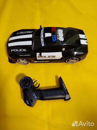 Машинка на радиоуправлении