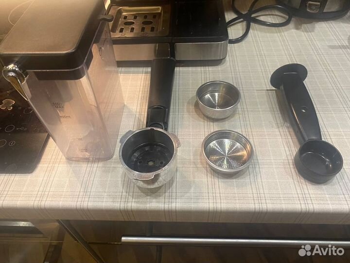 Кофемашина рожковая polaris