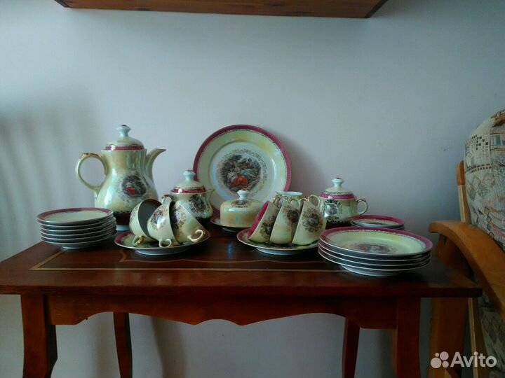 Сервизы чайные гдр Мадонна и Хризантема