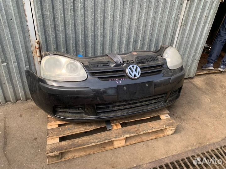 Передняя часть Volkswagen Golf 5 галоген 2.0