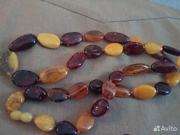 Натуральный янтарь изделия