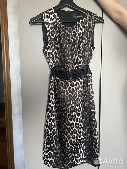 Платье женское